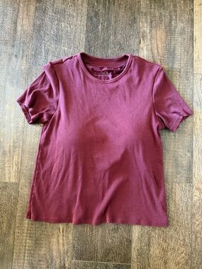 Klassy Network Braless Ribbed Tee | Maroon